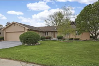 8124 W Imperial Dr, Franklin, WI 53132 - Photo 1