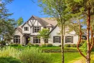 W5003 Cobblestone Rd, Walworth, WI 53184 - Photo 1