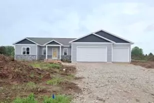 760 S Country Ln, Fond du Lac, WI 54935 - Photo 1