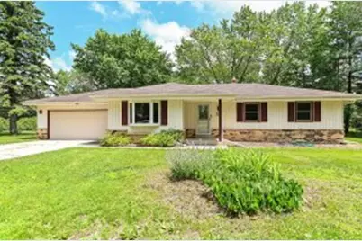 W330S8062  Country Ln, Mukwonago, WI 53149 - Photo 1