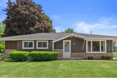 221 W Lilac Ln, Grafton, WI 53024 - Photo 1