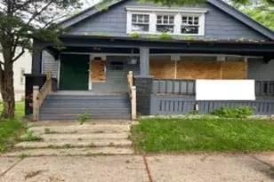 3252 N 11th St, Milwaukee, WI 53206 - Photo 1