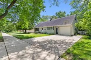 419 W Monroe St, Port Washington, WI 53074 - Photo 1