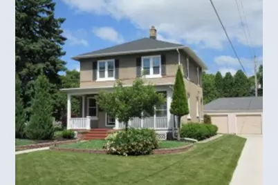 628  Roosevelt Rd, Kohler, WI 53044 - Photo 1