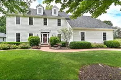 W151N10763  Preserve Pkwy, Germantown, WI 53022 - Photo 1