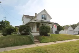 357 Amanda St, Burlington, WI 53105 - Photo 1