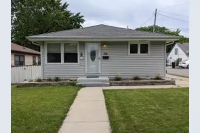 314  Coolidge Ave, Waukesha, WI 53186 - Photo 1