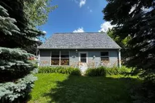 826 Lakeview Ave, South Milwaukee, WI 53172 - Photo 1