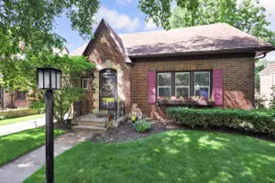 1518 Torrison Dr, Manitowoc, WI 54220 - Photo 1