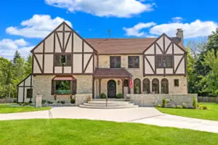 8100 N Lake Dr, Fox Point, WI 53217 - Photo 1