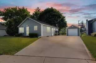 1126 Roseland Dr, Kewaskum, WI 53040 - Photo 1