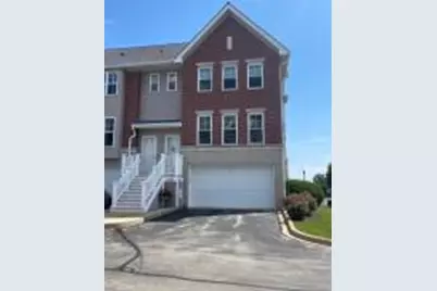 3822 S Lake Dr, Saint Francis, WI 53235 - Photo 1