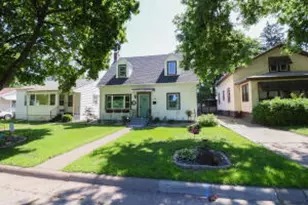 786 Hillview Ave, La Crosse, WI 54601 - Photo 1