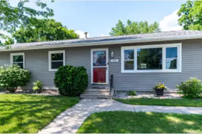 1105  Lake St, Onalaska, WI 54650 - Photo 1