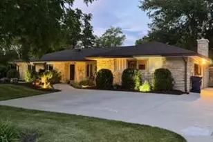 730 Maplewood Ln, Cedarburg, WI 53012 - Photo 1