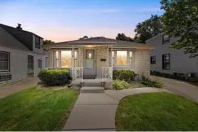 2586 S 78th St, West Allis, WI 53219 - Photo 1