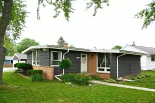 3579 W Parnell Ave, Milwaukee, WI 53221 - Photo 1