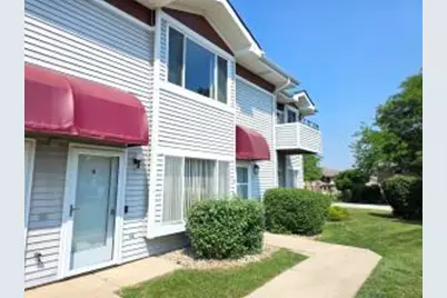 6641  Mariner Dr, Racine, WI 53406 - Photo 1