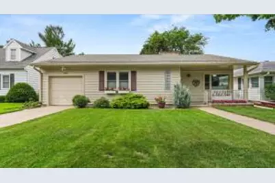 2605  Main St, La Crosse, WI 54601 - Photo 1