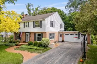 810  Kurtis Dr, Elm Grove, WI 53122 - Photo 1