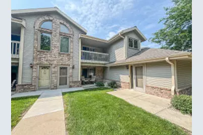 2112  Woodburn Rd, Waukesha, WI 53188 - Photo 1