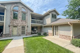 2112 Woodburn Rd, Waukesha, WI 53188 - Photo 1