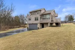 1646 N Friess Lake Dr, Richfield, WI 53033 - Photo 1