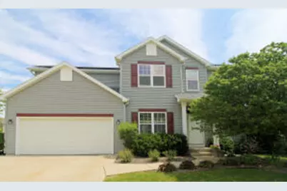 846  Chisholm Ln, Port Washington, WI 53074 - Photo 1