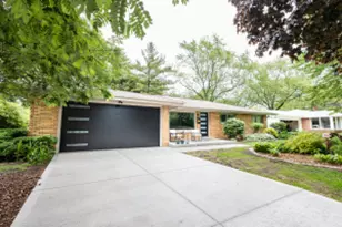 8450 N Indian Creek Pkwy, Fox Point, WI 53217 - Photo 1