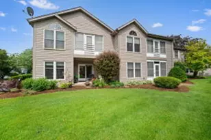 934 Crestwood Dr, Burlington, WI 53105 - Photo 1