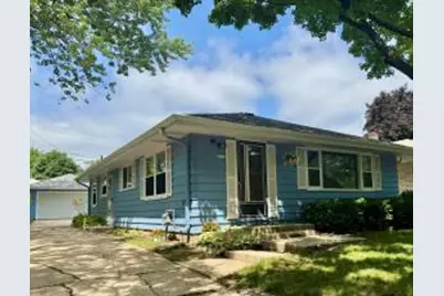 1733 N 118th St, Wauwatosa, WI 53226 - Photo 1