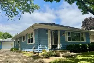 1733 N 118th St, Wauwatosa, WI 53226 - Photo 1