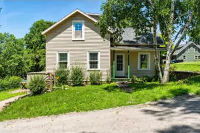 109  Elm St, Onalaska, WI 54650 - Photo 1