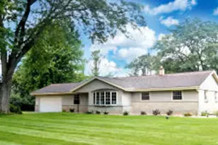 N113W13758 Pheasant Ln, Germantown, WI 53022 - Photo 1