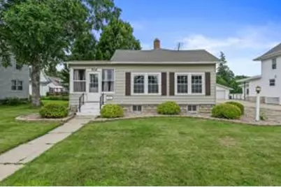 514  Wilcox St, Waupun, WI 53963 - Photo 1