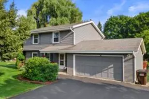 25815 Portsmouth Rd, Racine, WI 53185 - Photo 1