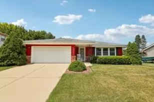 1213 River Park Circle, Mukwonago, WI 53149 - Photo 1