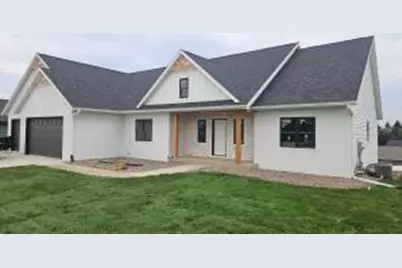 240  Southern Dr, Holmen, WI 54636 - Photo 1