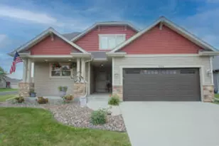 924 Shamrock Ln, Watertown, WI 53094 - Photo 1