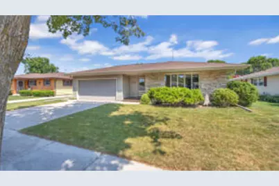 1923 N 28th St, Sheboygan, WI 53081 - Photo 1