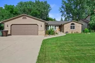 5140 S Honey Creek Dr, Greenfield, WI 53221 - Photo 1