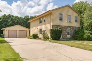 141 Judge Dr, Saukville, WI 53080 - Photo 1