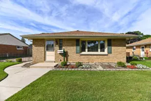 3363 S Honey Creek Dr, Milwaukee, WI 53219 - Photo 1