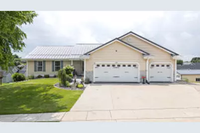 345  Birchwood Ln, Theresa, WI 53091 - Photo 1