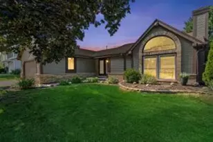 880 E Elm Rd, Oak Creek, WI 53154 - Photo 1