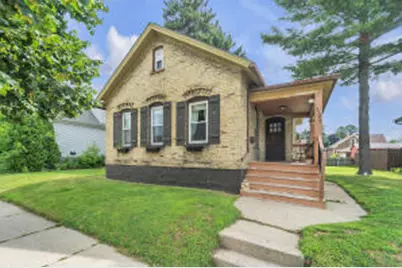 2029 N Wisconsin St, Racine, WI 53402 - Photo 1