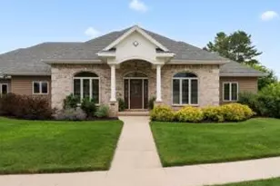 2111 Stoney Brook Ct, Manitowoc, WI 54220 - Photo 1