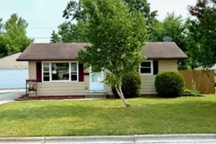 229 Shelly Dr, Sheboygan Falls, WI 53085 - Photo 1