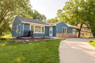 W232N6308 Waukesha St, Sussex, WI 53089 - Photo 1