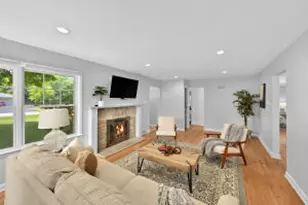 340 Fairway Dr, Brookfield, WI 53005 - Photo 1